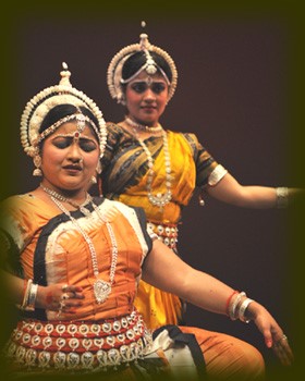 Guru Jyoti Rout and Nilanjana Roy in Nrityanjali